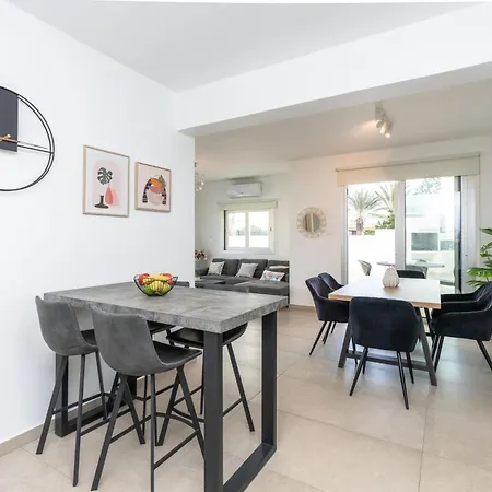 Villa Mediterranean Oasis Protaras