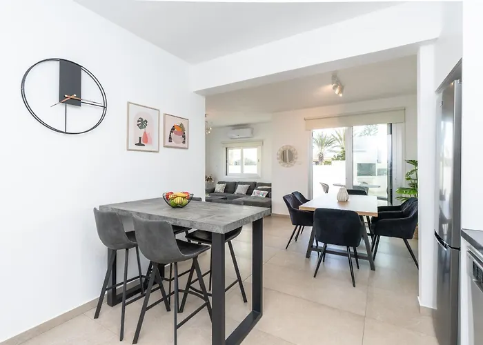 Vilă Mediterranean Oasis Protaras