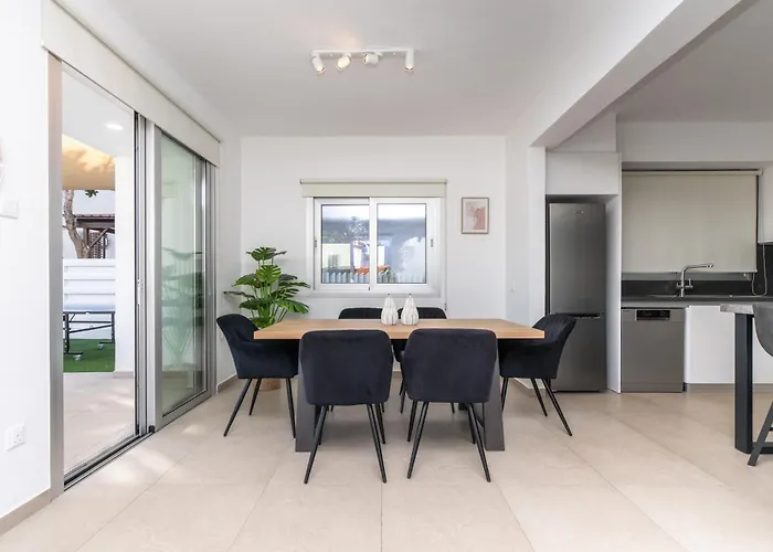 Vilă Mediterranean Oasis